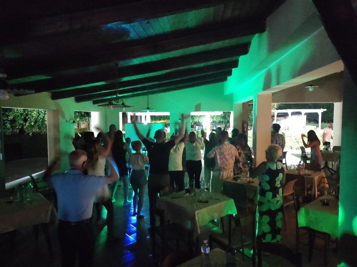 קאפו ואטיצ'אנו Hotel La Fattoria Sul Mare מראה חיצוני תמונה
