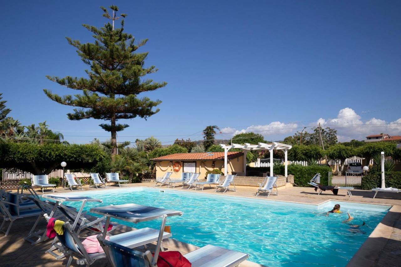 קאפו ואטיצ'אנו Hotel La Fattoria Sul Mare מראה חיצוני תמונה